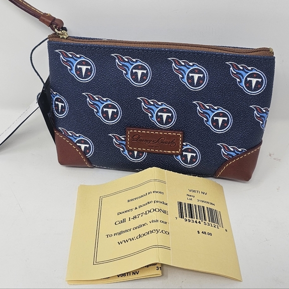Dooney & Bourke Tennessee Titans Cosmetic Bag Zippered Pouch 6.5 X 4 X 2 NWT - Picture 9 of 11